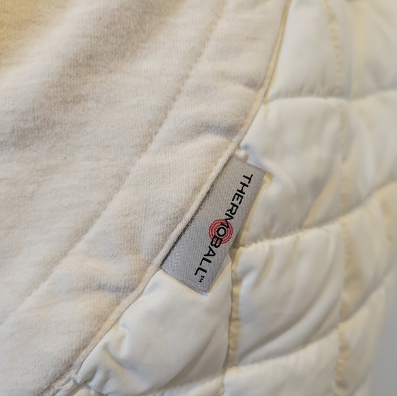 The North Face Lightweight Jacket - Picture 5 of 10